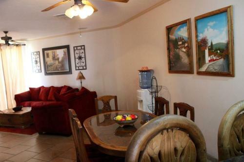 Casa Blanca 2br Cb 205-v By Casago
