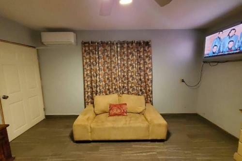 Family's 3 Bedroom's House