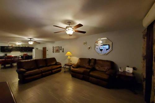 Family's 3 Bedroom's House