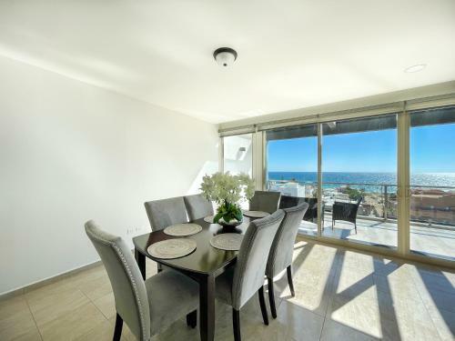 Apartamento Stylish Luxe Condo With Ocean View And Pools