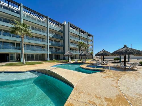 Apartamento Stylish Luxe Condo With Ocean View And Pools