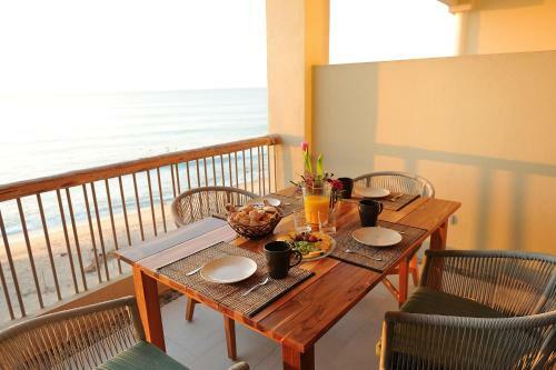 Apartamento Hear The Waves! Amazing Beachfront Condo With Unbeatable Views!