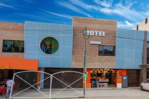 Hotel Marquez