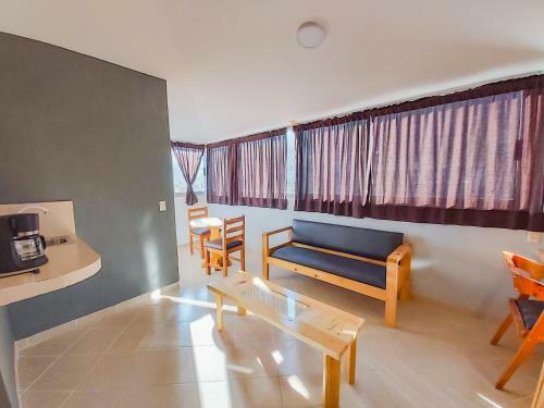 Hotel Axkan Click Suites