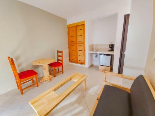 Hotel Axkan Click Suites