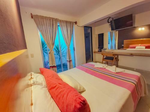 Hotel Axkan Click Suites