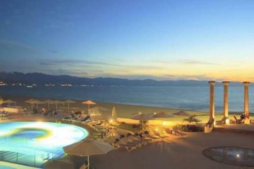 Departamento Frente Al Mar/beach Front Apartment
