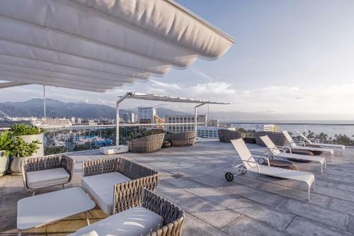 Breeze Easy At Nautico