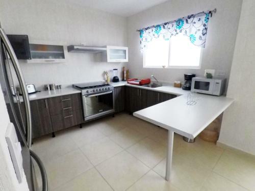 Playaturquesa Moderna Casa C/r Auto A 9 Min 5ta Ave