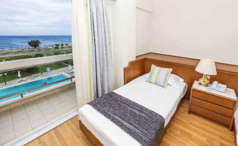 Hotel Apollo Beach
