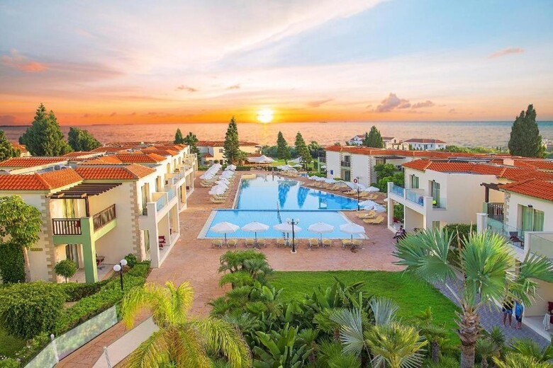 Hotel The Freij Resort By Marissol
