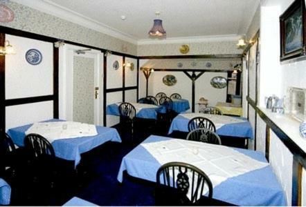 Hostal Mickleton Guesthouse