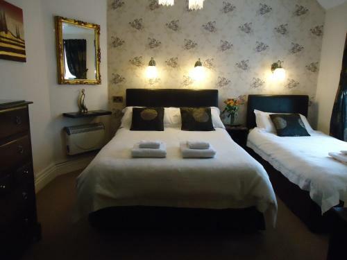 Hostal Linroy Guest House