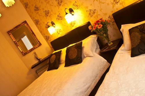 Hostal Linroy Guest House