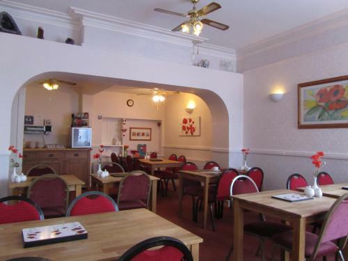 Hostal Earlston House