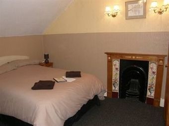 Hostal Barclay Guest House