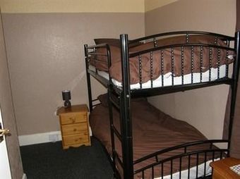 Hostal Barclay Guest House