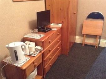 Hostal Barclay Guest House