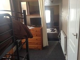 Hostal Barclay Guest House