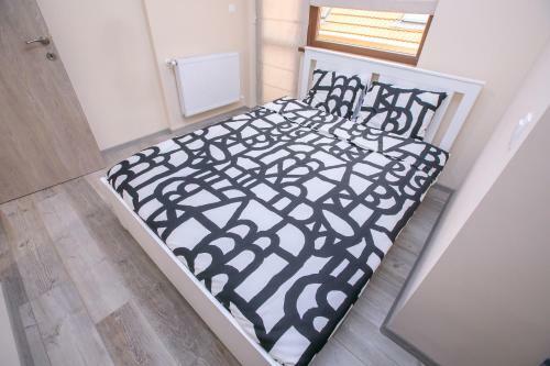 Babylon Park Apartment