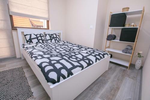 Babylon Park Apartment