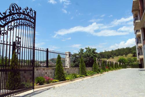 Hostal Garden Guest House