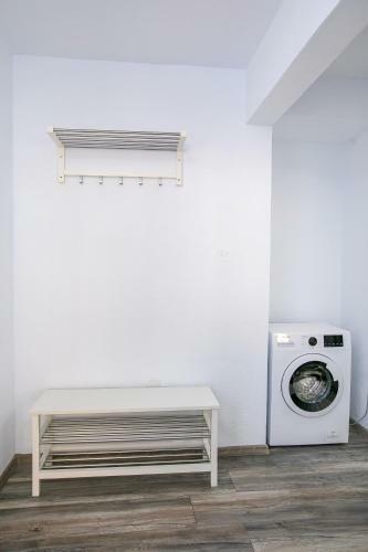 Aparthouse Heaven