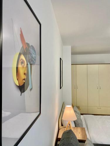 Top Location Apartment With 2bath & Parking For 6 Guests