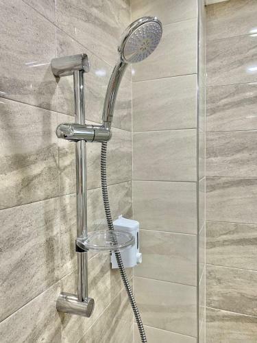Top Location Apartment With 2bath & Parking For 6 Guests