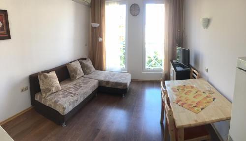 Apartment Sunny Day