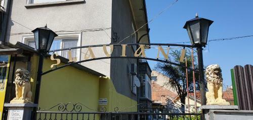 Hostal ???? ???????