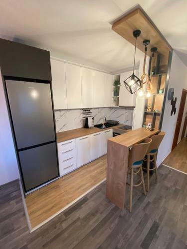 Teddy Hills Apartment