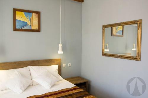 Hostal Base Camp Guesthouse