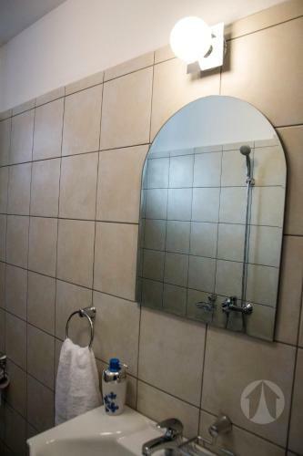 Hostal Base Camp Guesthouse