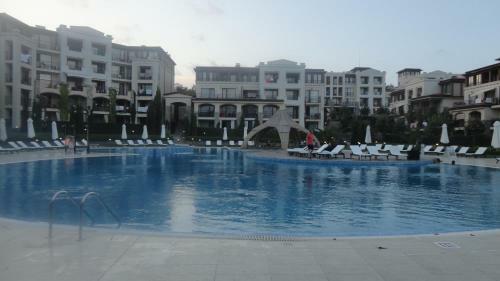 Apartment In Green Beach Resort Kavatsi