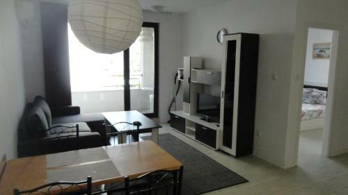 Apartment In Green Beach Resort Kavatsi