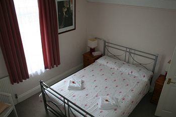 Hostal The Haldon Guest House