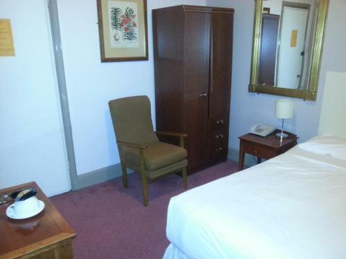 Tree Hotel At Iffley