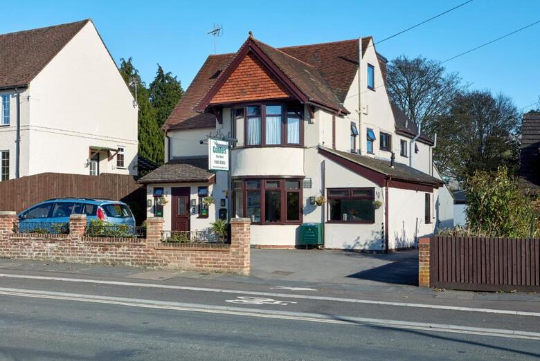Hostal Conifers Guest House