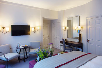 Old Parsonage Hotel