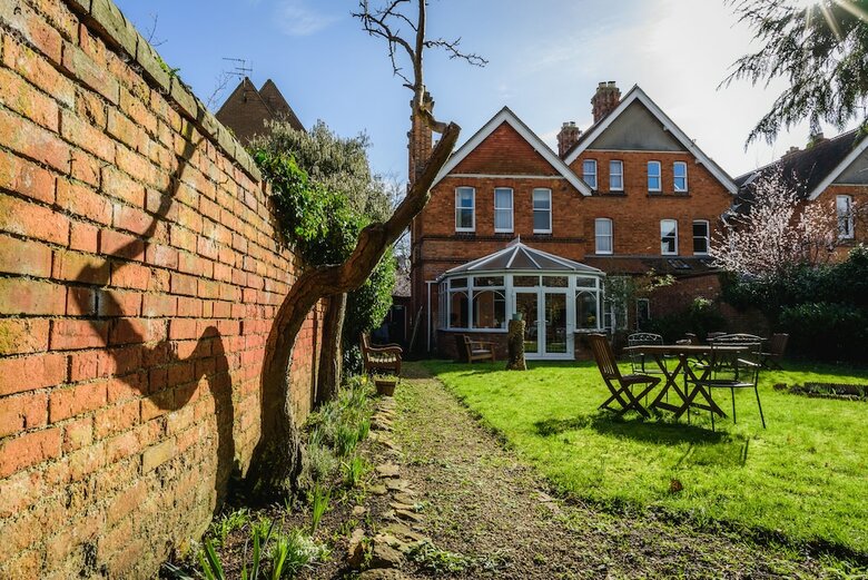 Bed & Breakfast St Margarets Hotel
