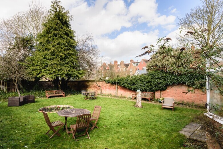 Bed & Breakfast St Margarets Hotel