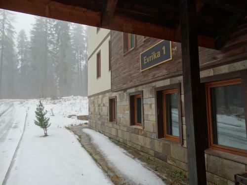 Apartamento Evrika Forest