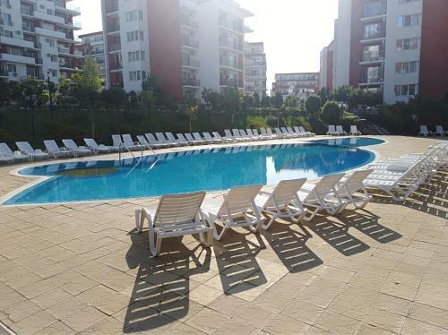 Apartamento 1st Line Appartment: Spacious With Beautiful Seaview Fort Beach Complex