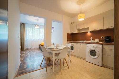 Apartamento Comfort.chic.charming Apt With Terrace Near Ndk