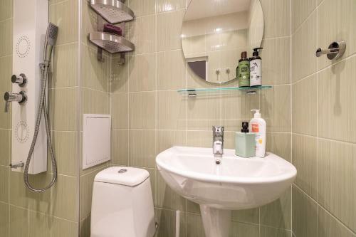 Green Park Apartment