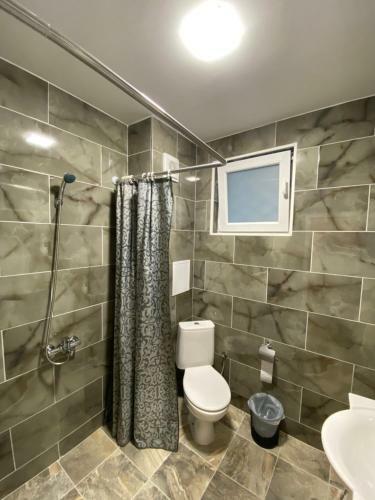 Uzun Apartments