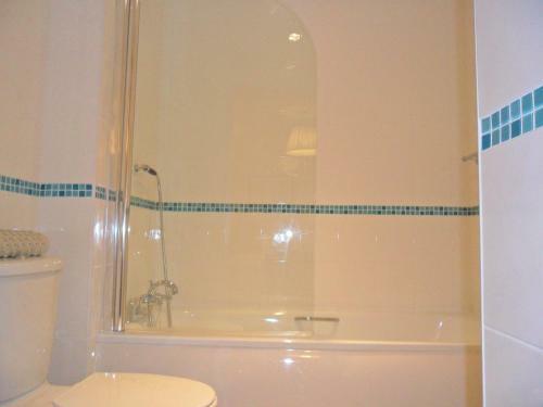Hostal Fernbank
