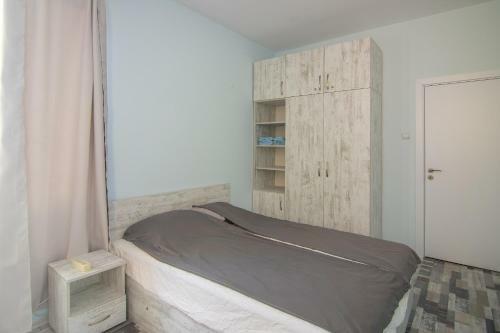 Zhakler - Top Center Apartment Opposite Starbucks