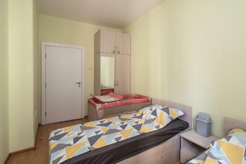 Zhakler - Top Center Apartment Opposite Starbucks